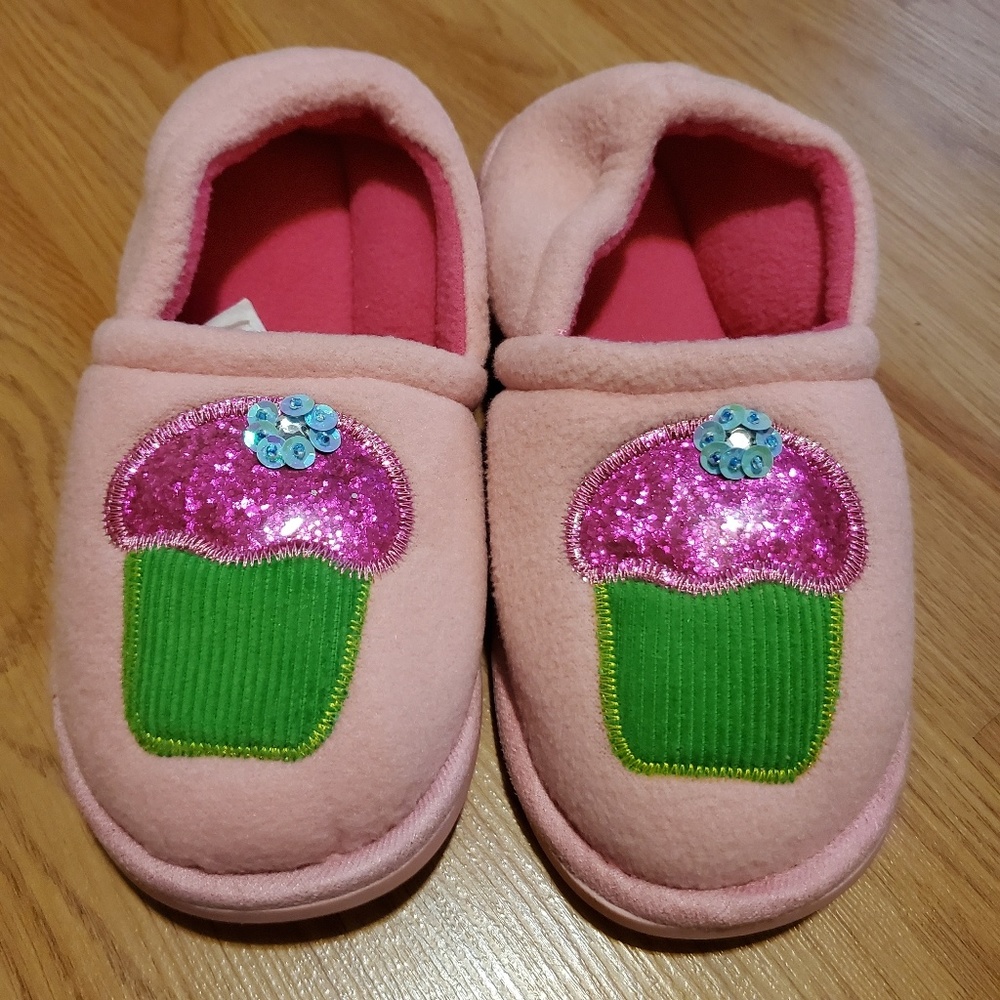 🆕️ Cupcake for me slipper KIDS